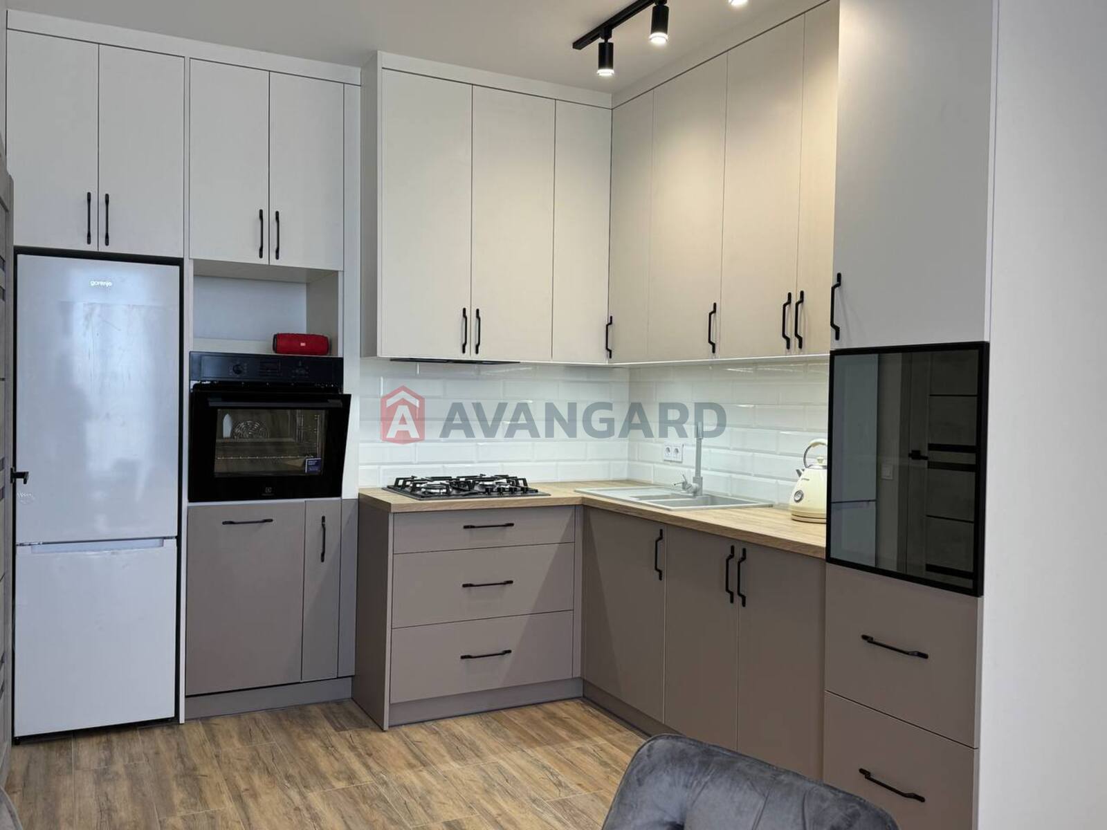 1 ��. ��������, 45/15/16 ��. �., 4/10 ������ ���� 13