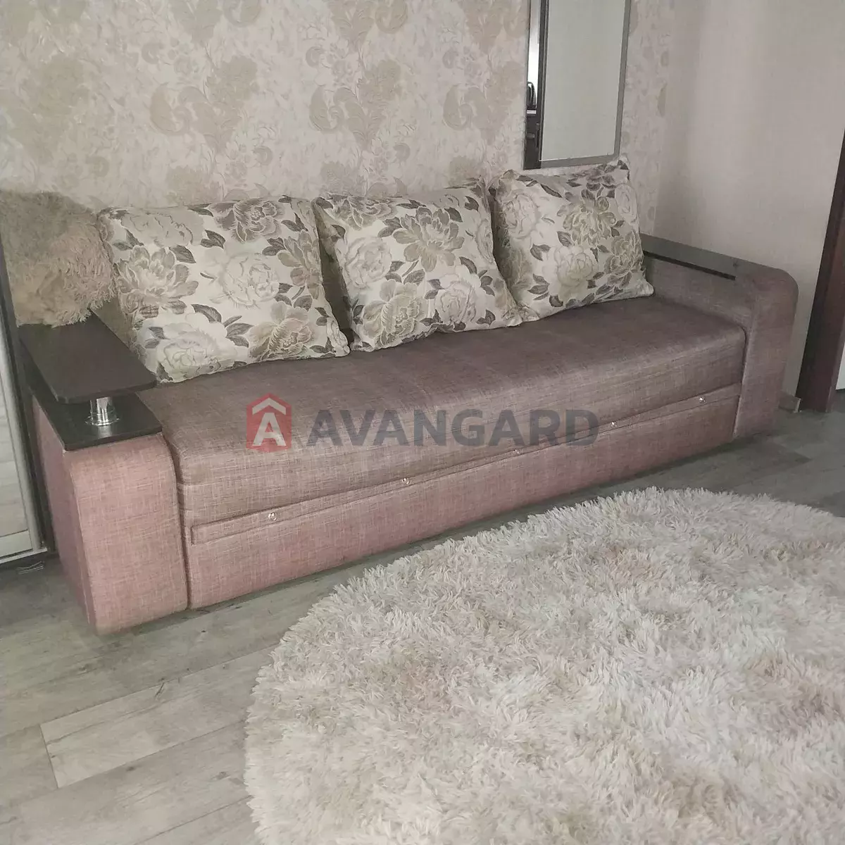 1 ����. ��������, 25/-/10 ��. �., 3/5 ���� ���� 3