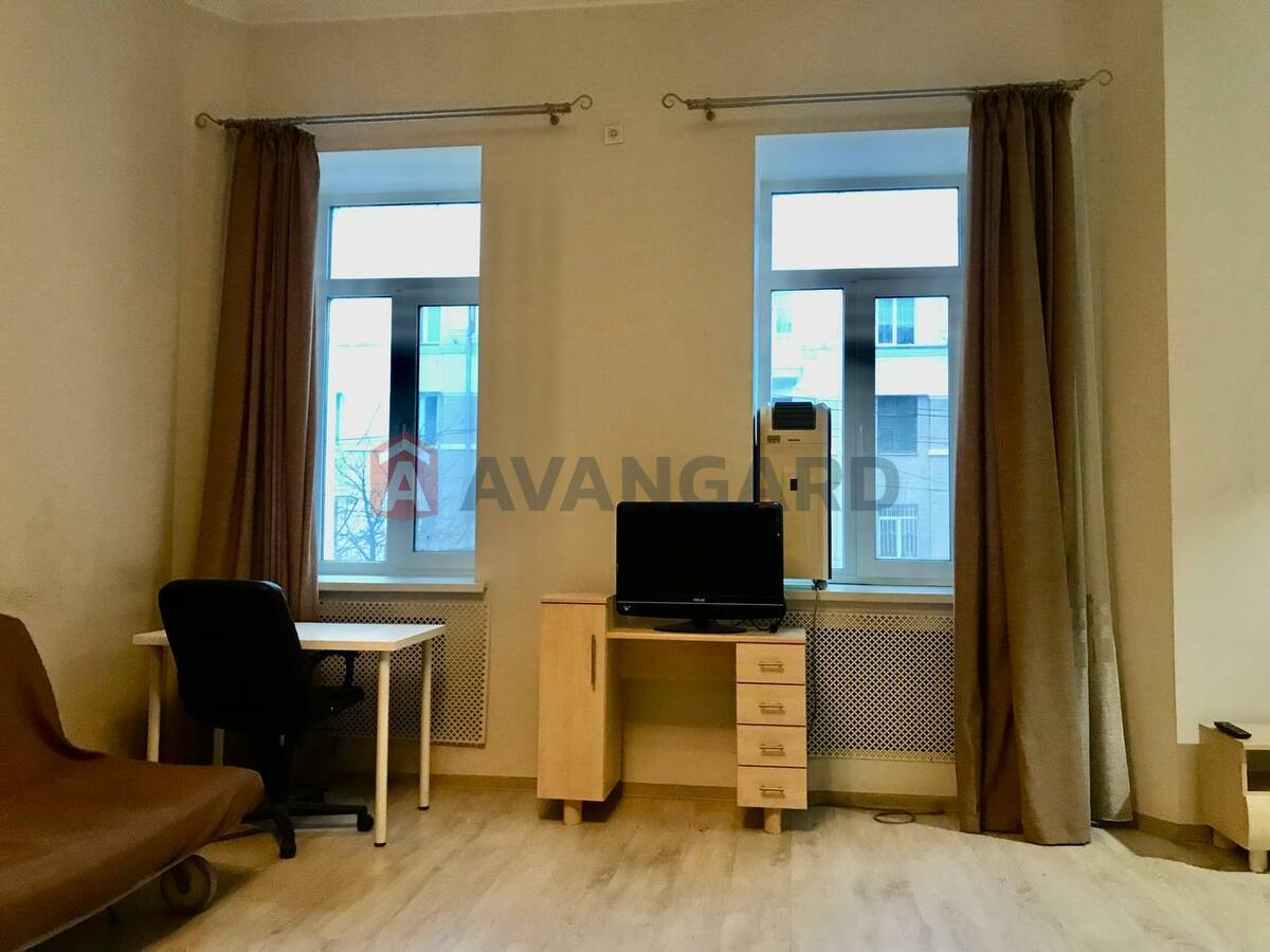 1 ��. ��������, 32/-/- ��. �., 2/3 ������ ���� 7