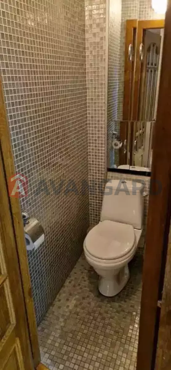 4 ��. ��������, 77/56/8 ��. �., 8/9 ������ ���� 15