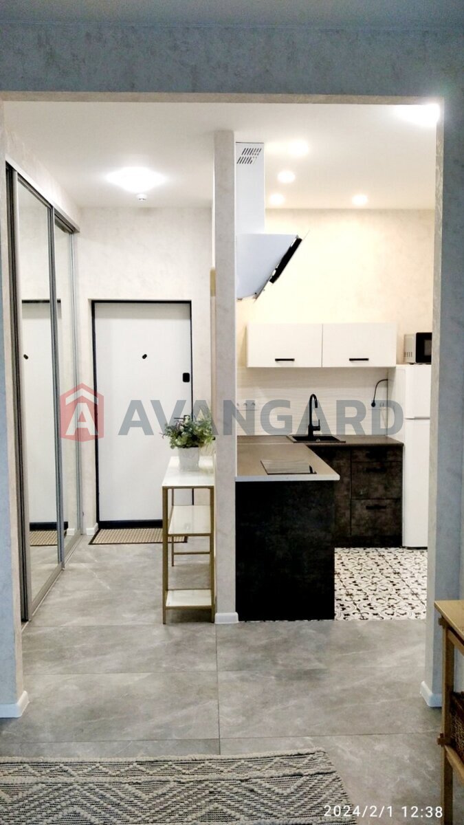 2 ����. ��������, 45/-/- ��. �., 15/18 ���� ���� 10