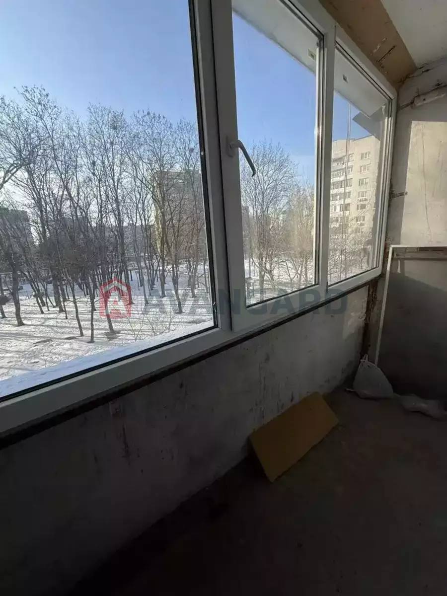 1 ��. ��������, 33/-/- ��. �., 3/12 ������ ���� 9