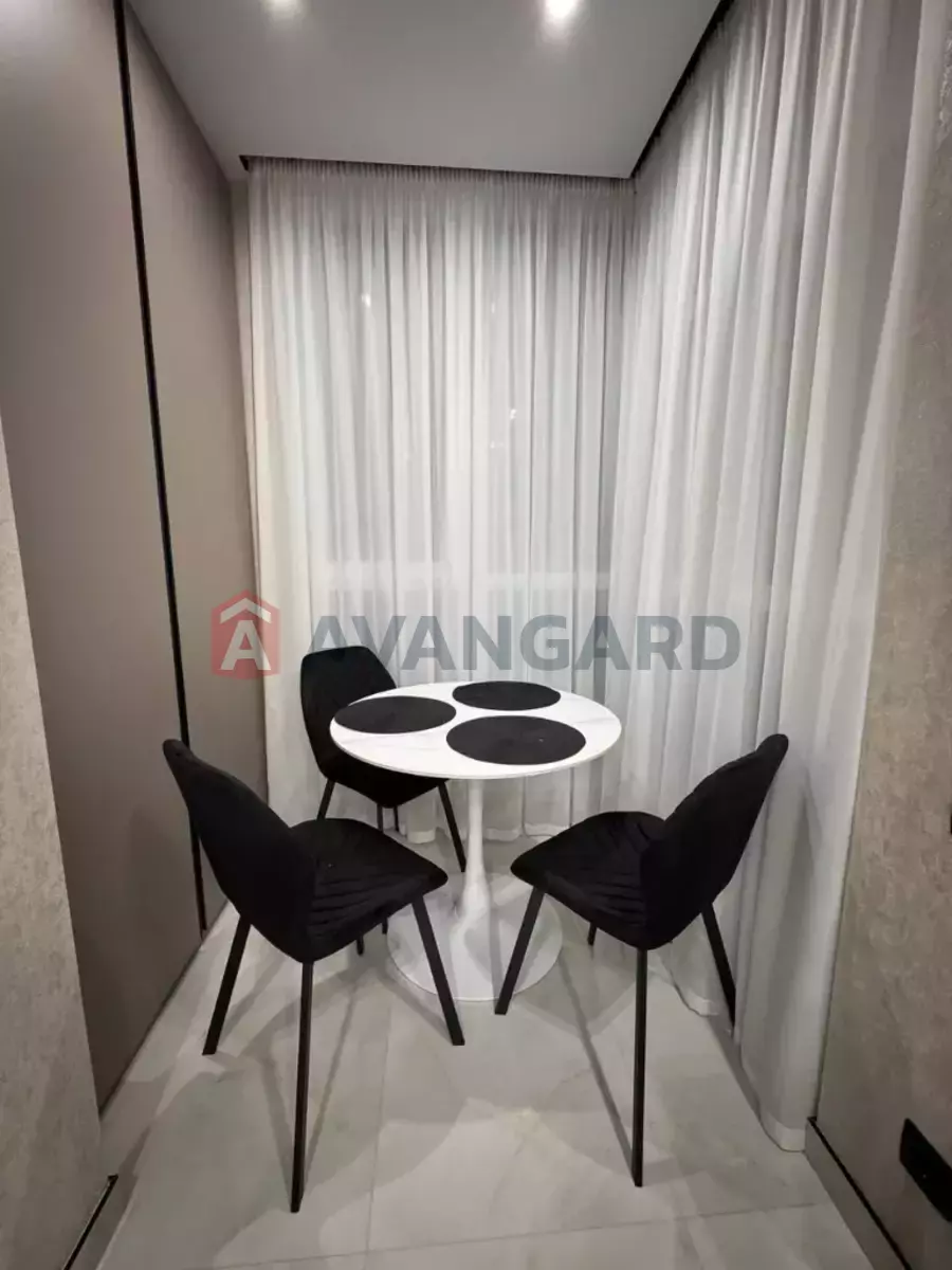 2 ��. ��������, 45/-/- ��. �., 8/10 ������ ���� 4