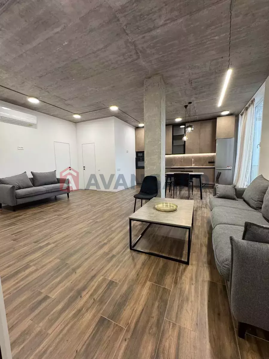 3 . , 100/-/- . ., 14/14   2