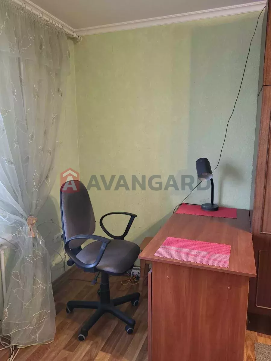 1 ��. ��������, 42/-/10 ��. �., 6/9 ������ ���� 5