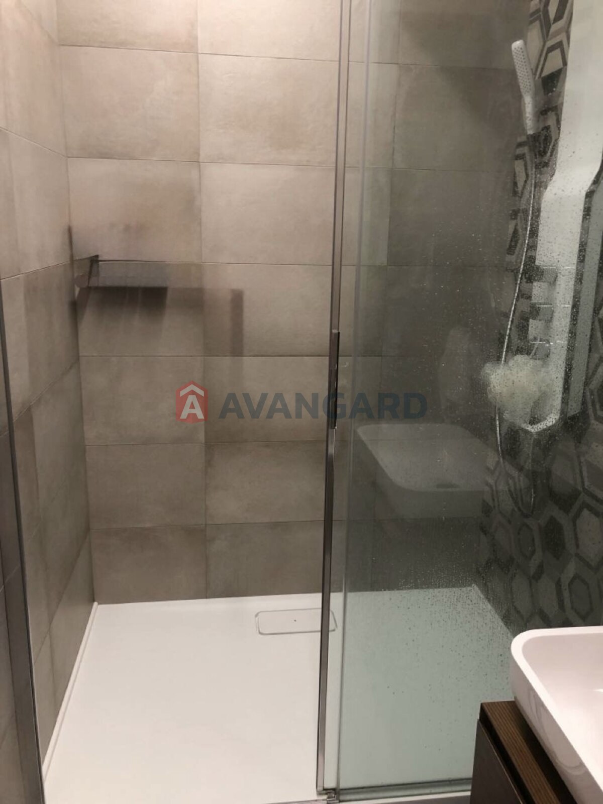 3 ��. ��������, 118/-/25 ��. �., 13/24 ������ ���� 9