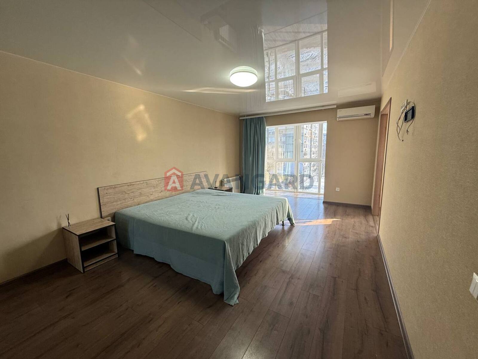 1 ����. ��������, 40/20/7 ��. �., 5/9 ���� ���� 1