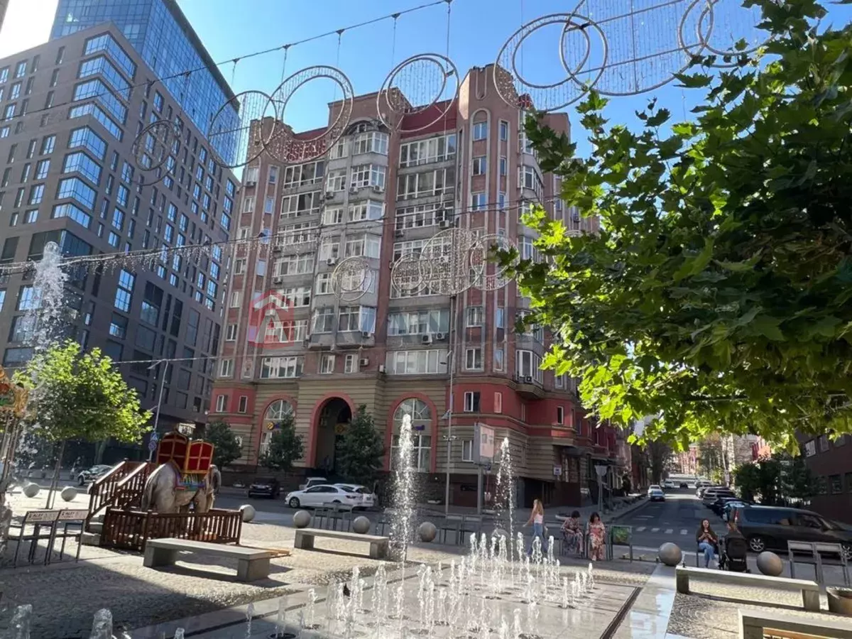 3 ����. ��������, 110/-/18 ��. �., 8/10 ���� ���� 2