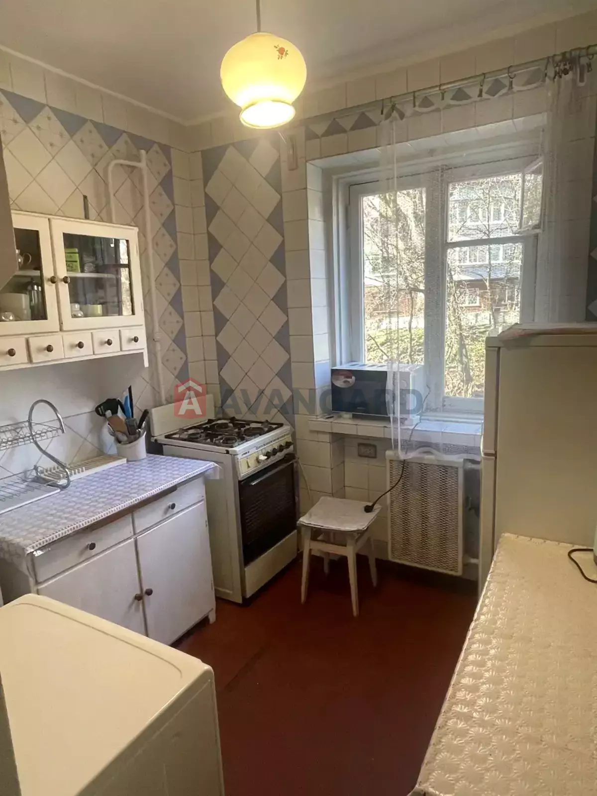 2 ��. ��������, 43/28/6 ��. �., 5/5 ������ ���� 1