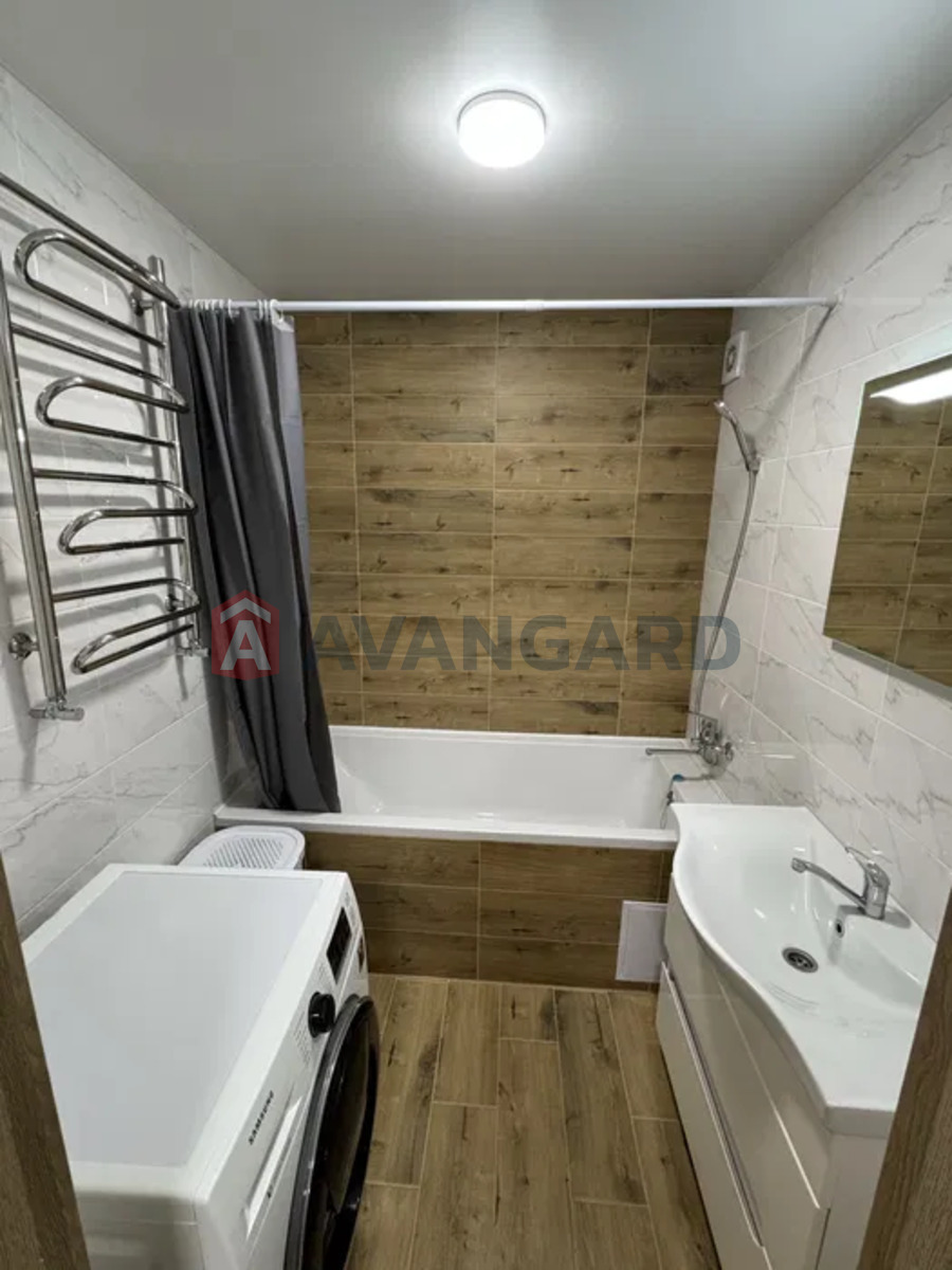 1 ����. ��������, 61/-/12 ��. �., 9/10 ���� ���� 7