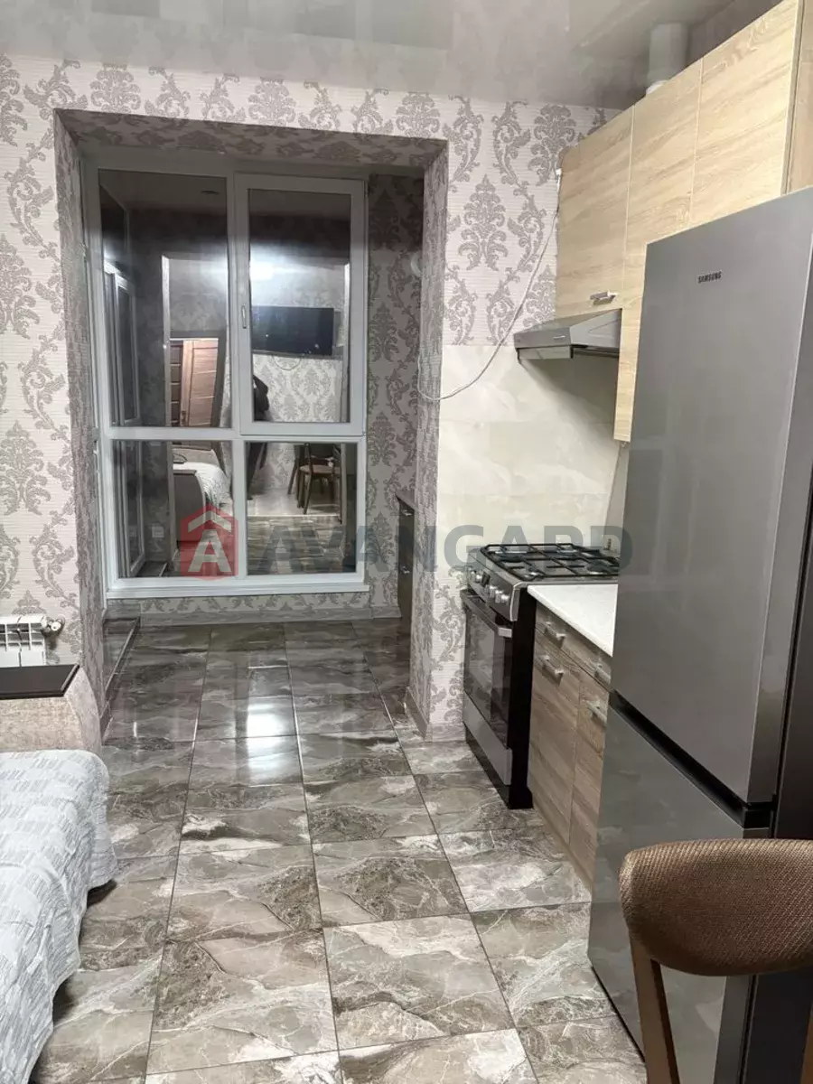 2 ����. ��������, 46/-/20 ��. �., 8/10 ���� ���� 16