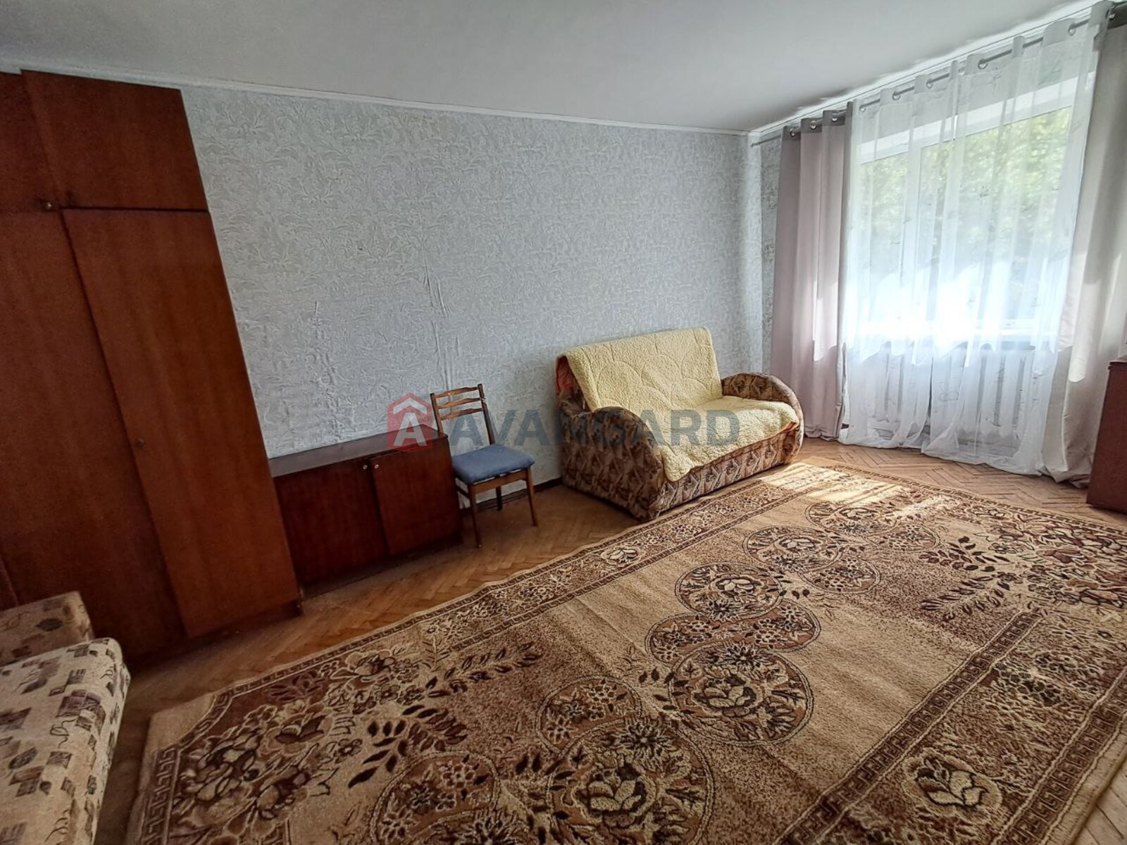 1 ��. ��������, 32/18/6 ��. �., 1/5 ������ ���� 1