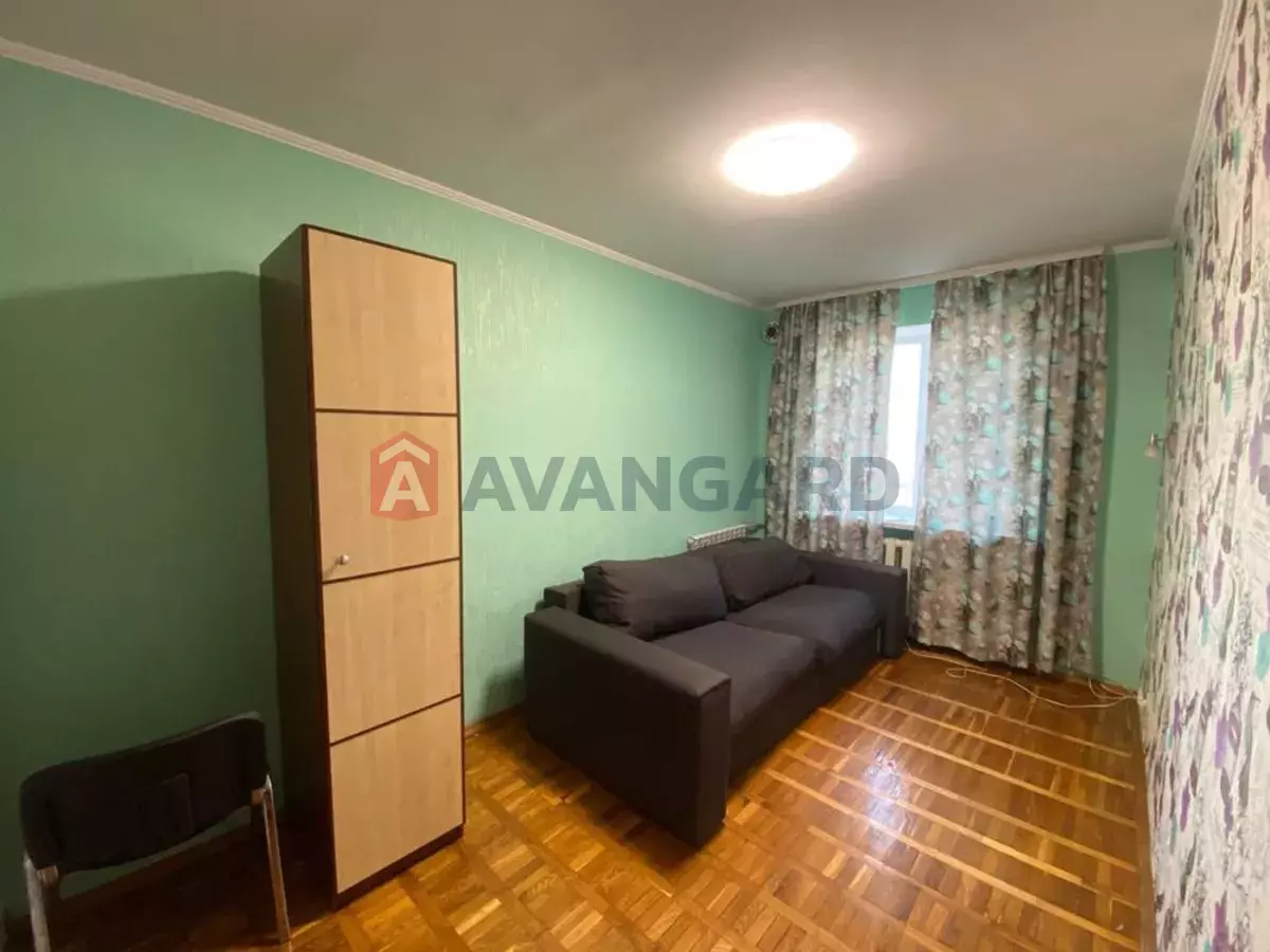 3 ��. ��������, 70/-/8 ��. �., 10/16 ������ ���� 13
