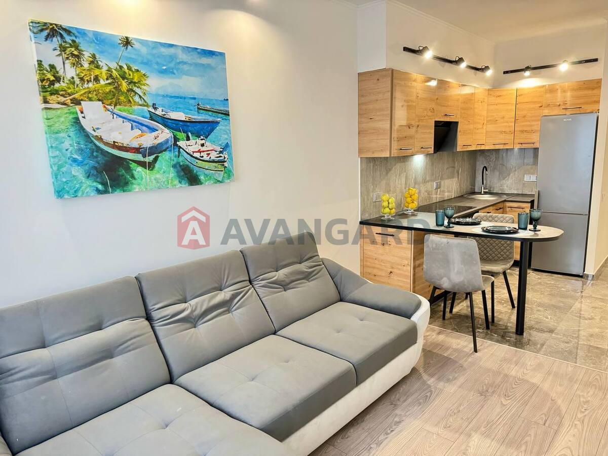 2 ��. ��������, 44/-/- ��. �., 7/10 ������ ���� 2