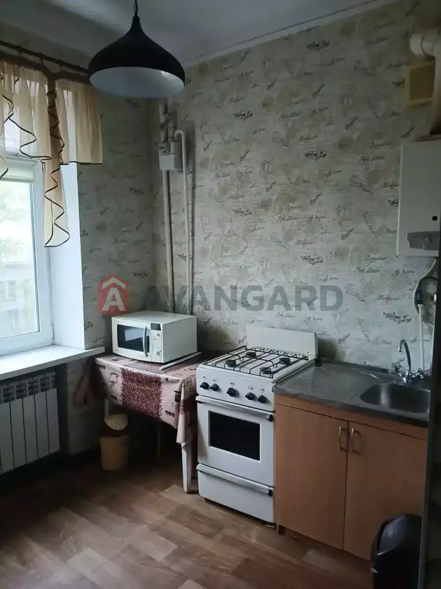 1 кім. квартира, 33/-/- кв. м., 4/4 поверх фото 6 1 кім. квартира, 33/-/- кв. м., 4/4 поверх фото 6