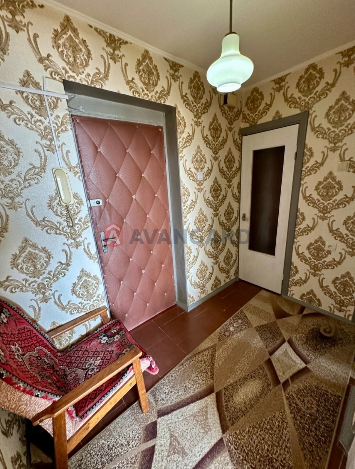 1 ����. ��������, 37/19/9 ��. �., 9/10 ���� ���� 4