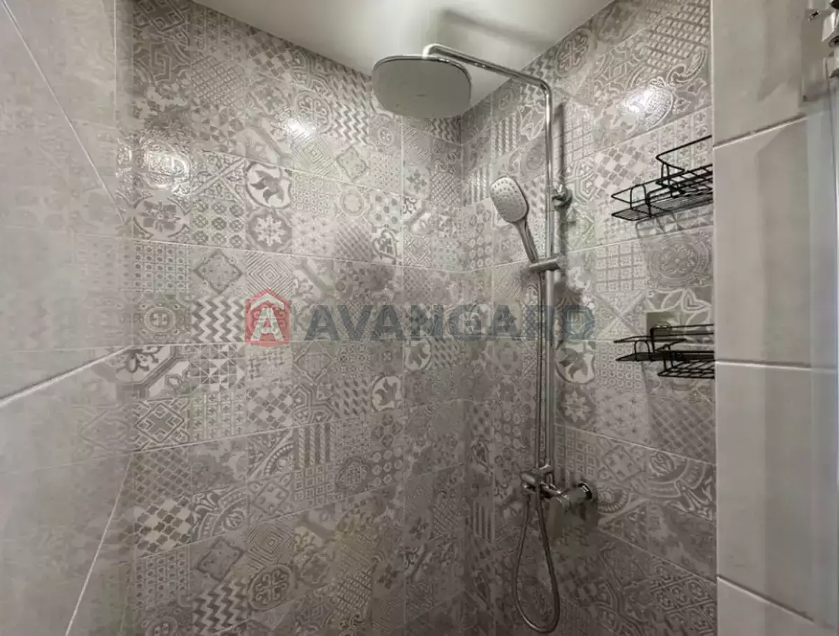 2 ��. ��������, 50/-/15 ��. �., 6/10 ������ ���� 13