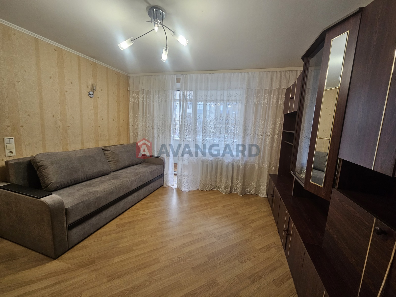 1 ����. ��������, 30/15/7 ��. �., 3/9 ���� ���� 3