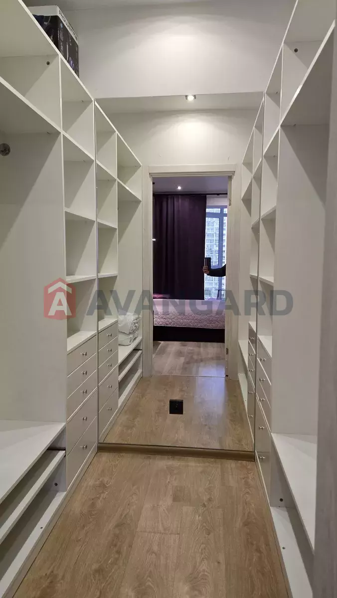 2 ����. ��������, 60/-/14 ��. �., 9/12 ���� ���� 3