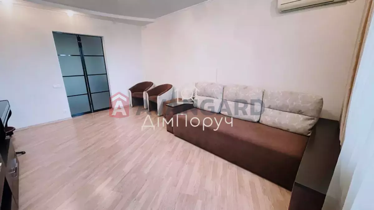 2 ����. ��������, 80/40/15 ��. �., 13/17 ���� ���� 11