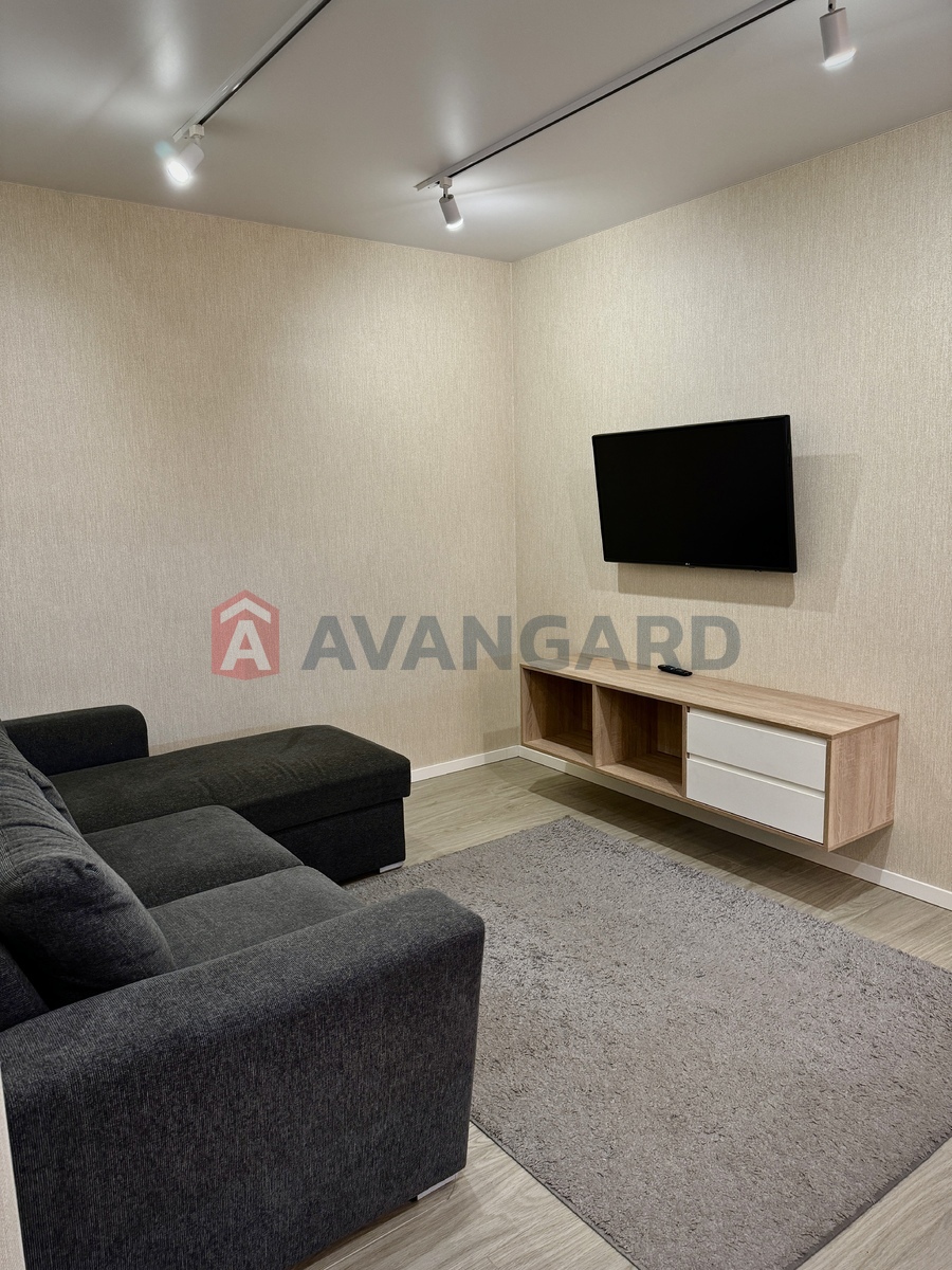 2 ��. ��������, 60/-/- ��. �., 5/12 ������ ���� 10