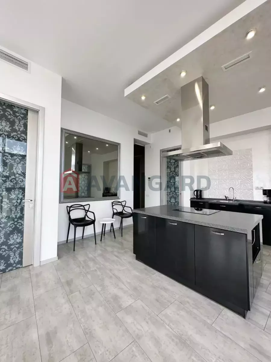 3 ��. ��������, 90/80/25 ��. �., 15/22 ������ ���� 10