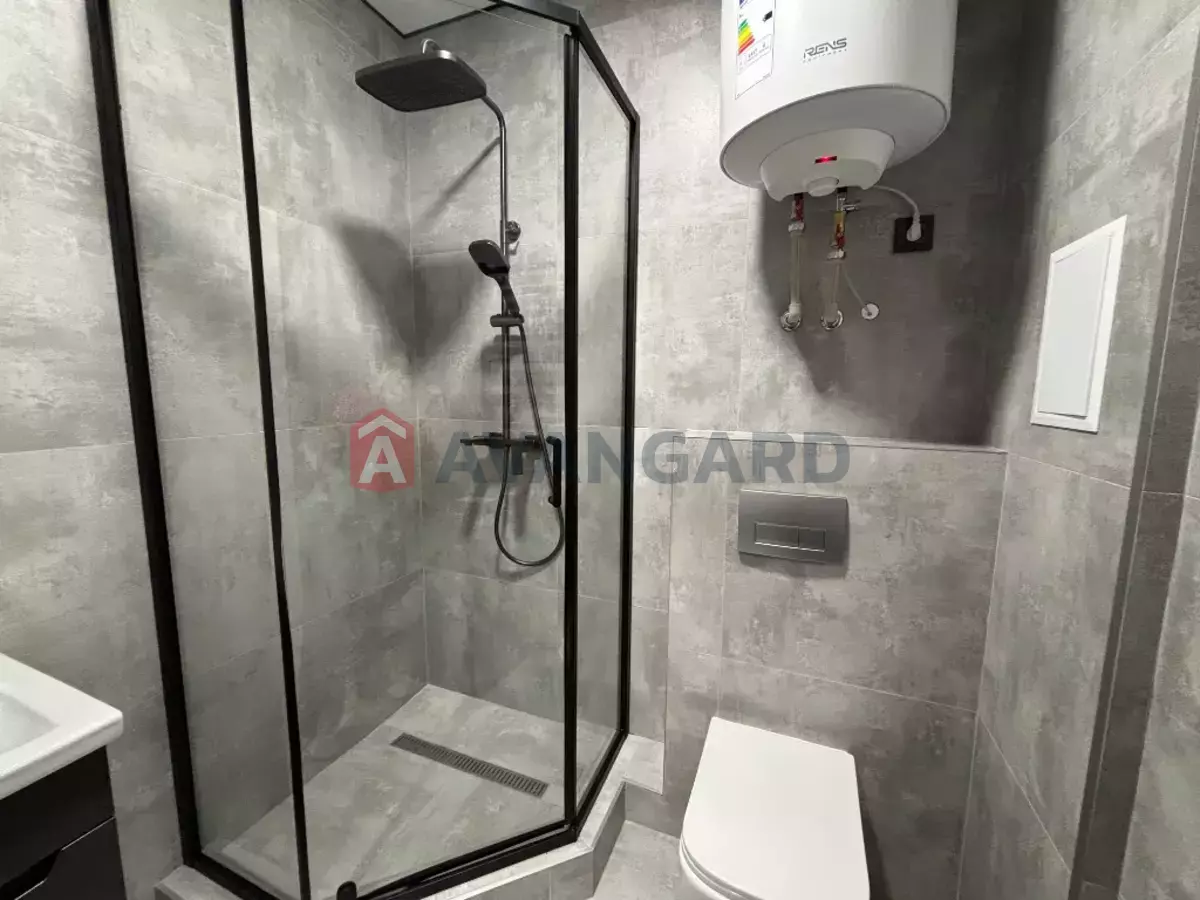 2 ����. ��������, 40/30/10 ��. �., 2/6 ���� ���� 9