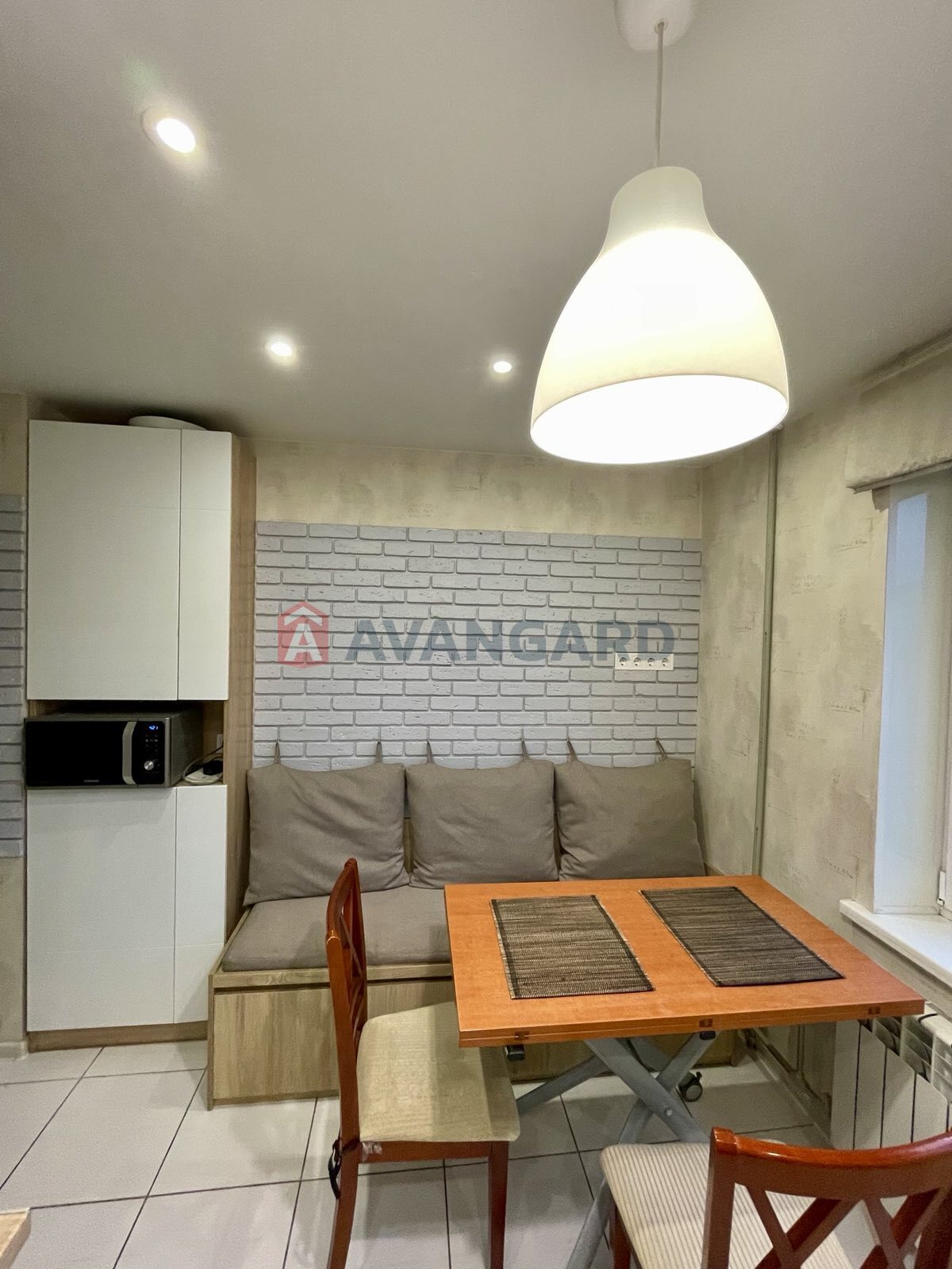 1 ��. ��������, 40/18/9 ��. �., 5/9 ������ ���� 6