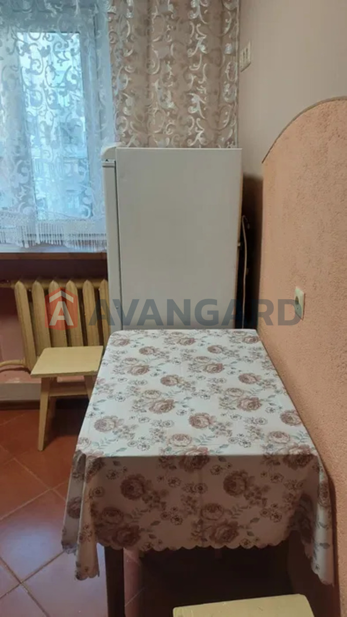 1 ��. ��������, 29/-/6 ��. �., 4/9 ������ ���� 4