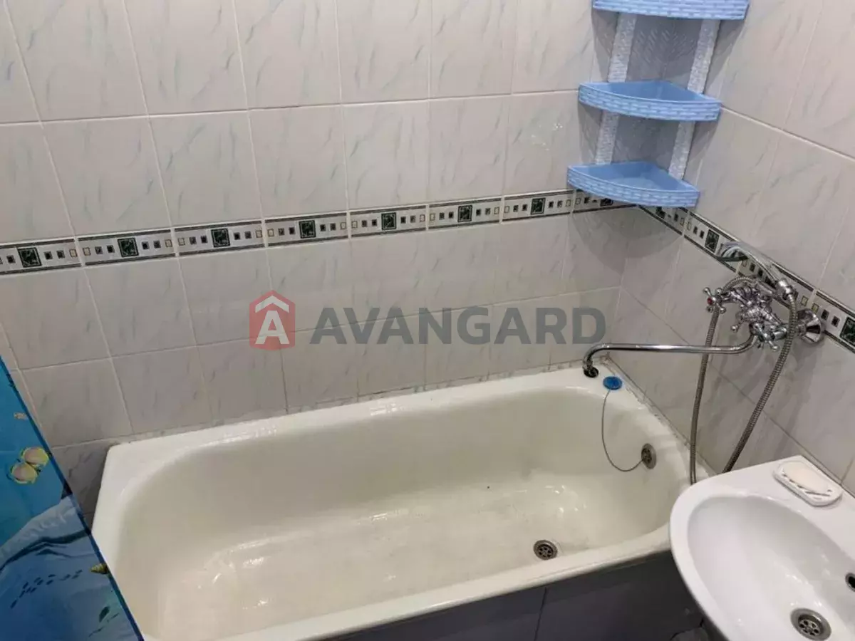 1 . , 37/-/8 . ., 5/9   14