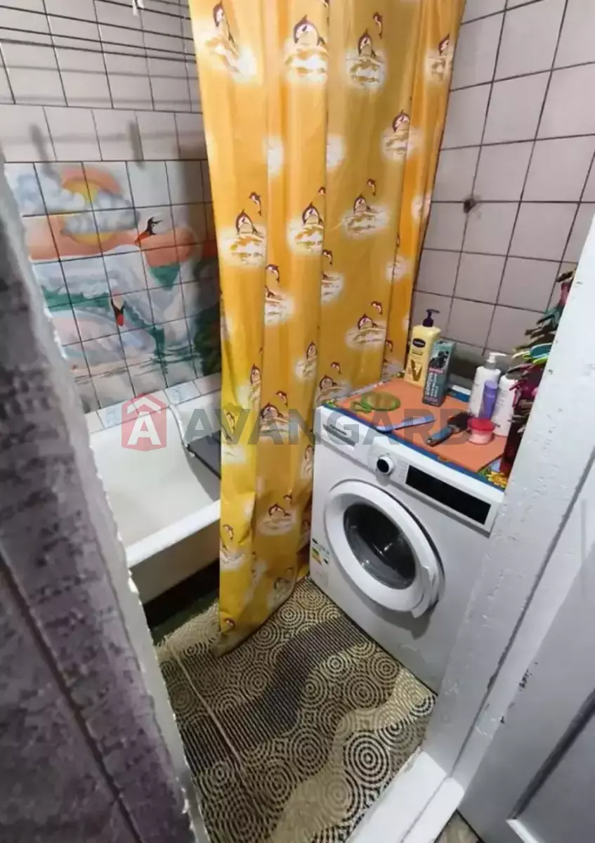 1 ��. ��������, 50/20/8 ��. �., 5/5 ������ ���� 9