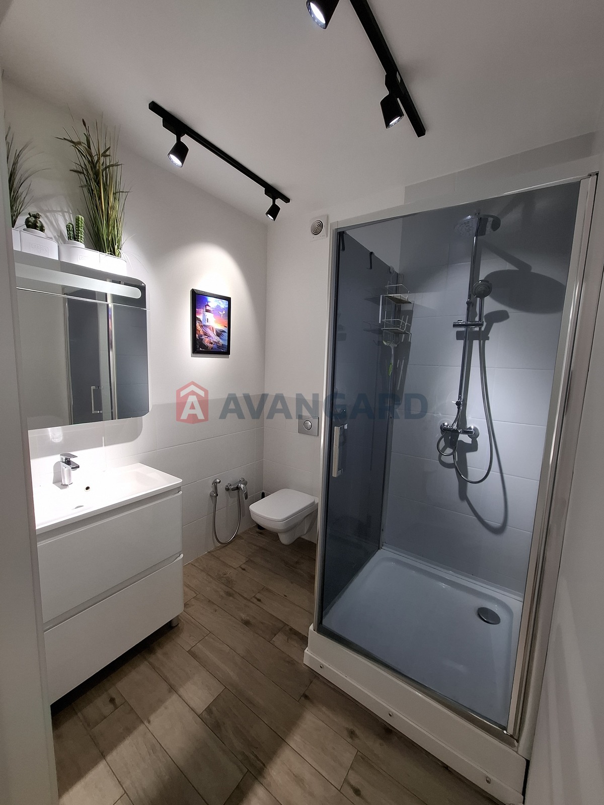 1 ��. ��������, 40/20/10 ��. �., 2/7 ������ ���� 13