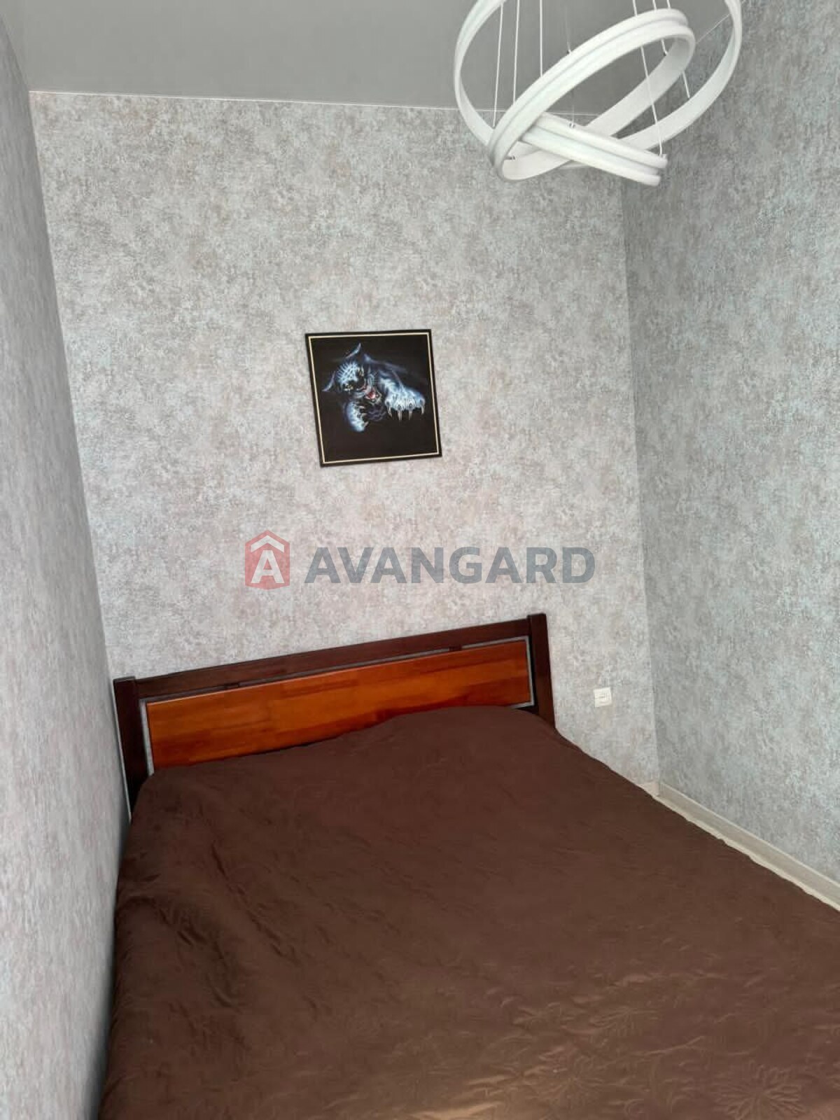 1 ����. ��������, 41.8/8.5/33.3 ��. �., 3/14 ���� ���� 9