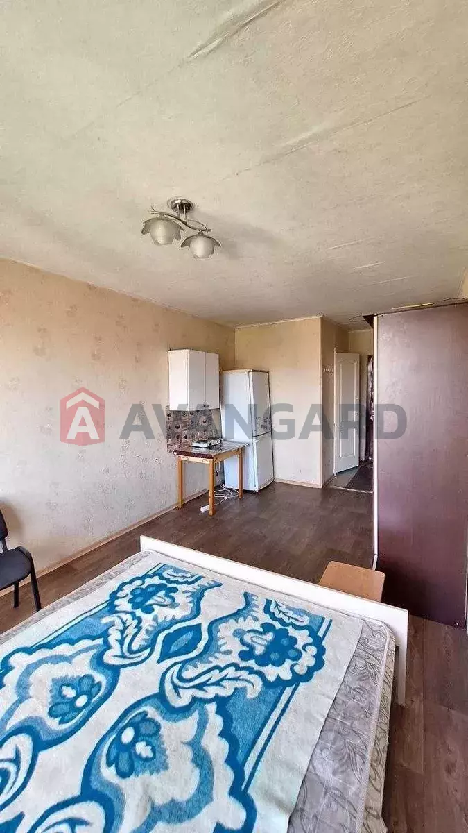 1 ��. ��������, 23/-/5 ��. �., 8/9 ������ ���� 6