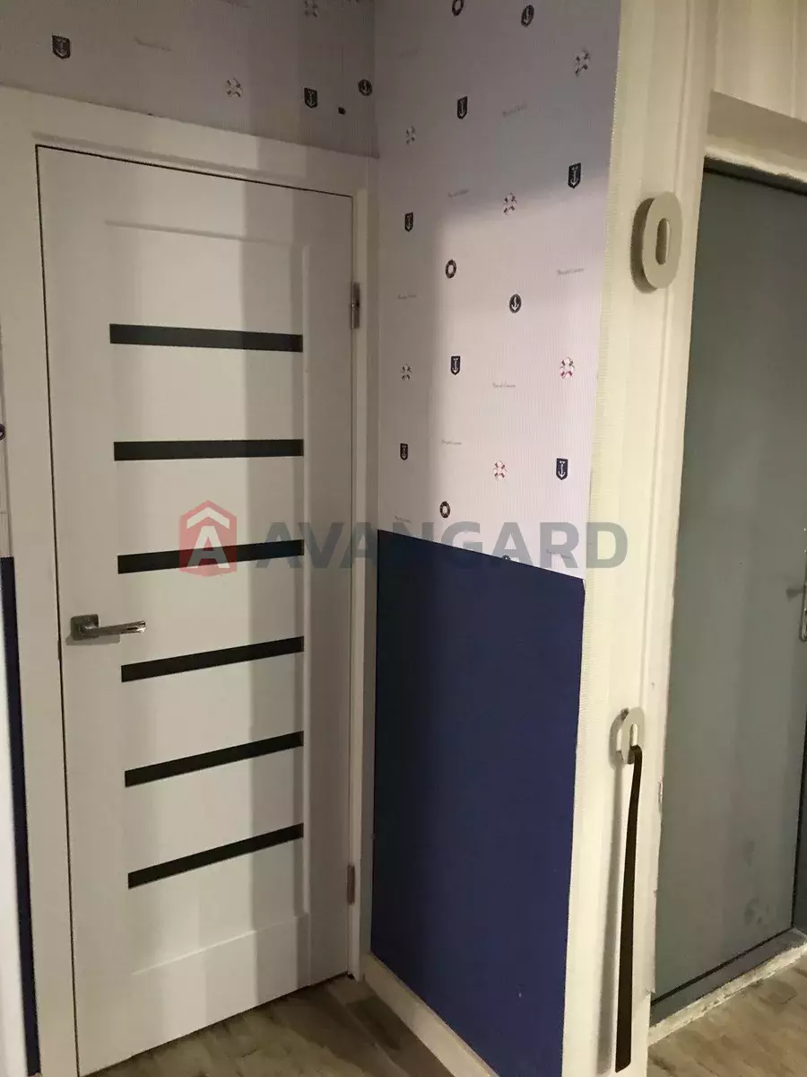 2 ����. ��������, 50/-/8 ��. �., 9/9 ���� ���� 2