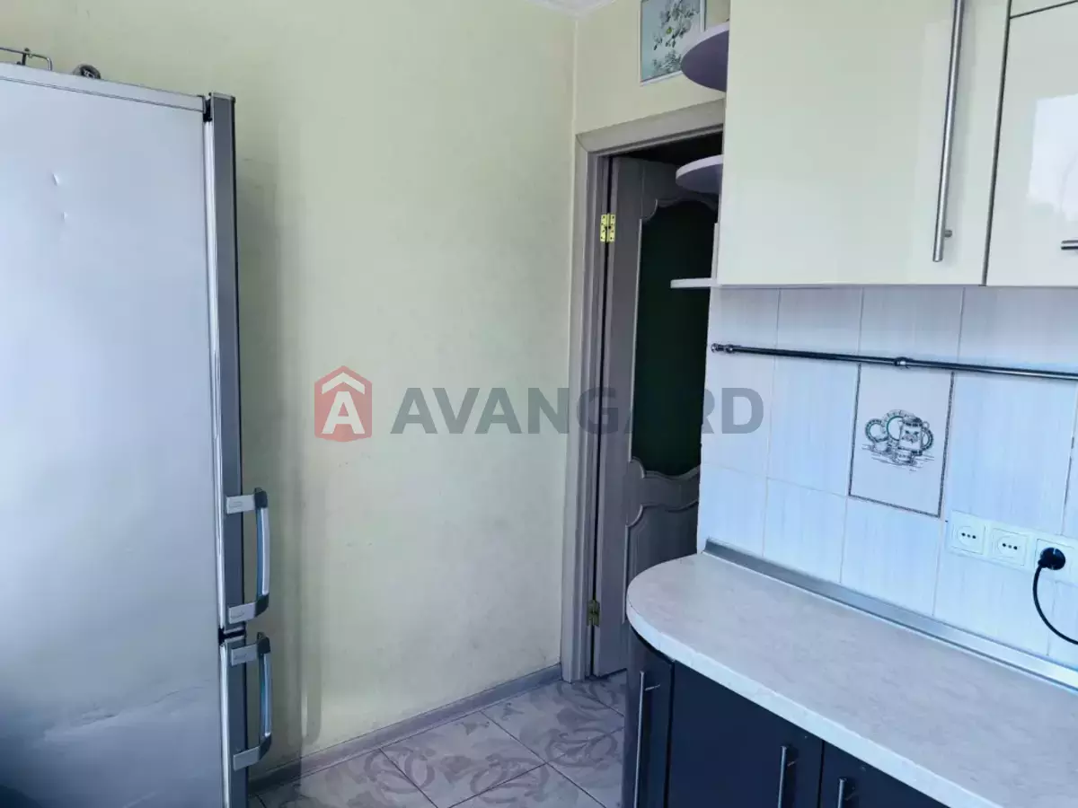 2 ����. ��������, 43/30/7 ��. �., 2/9 ���� ���� 12