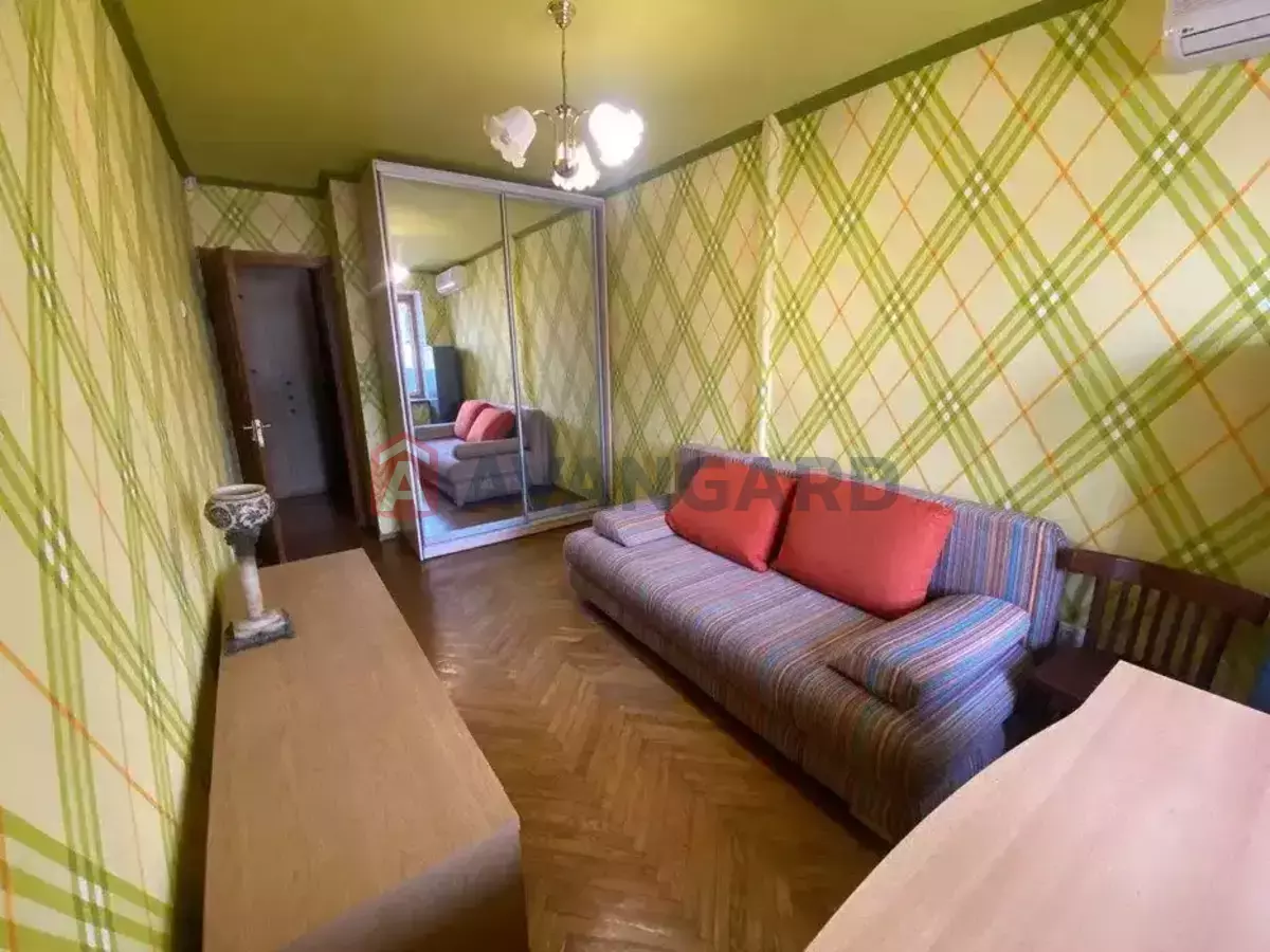 3 ��. ��������, 71/50/8 ��. �., 4/9 ������ ���� 16