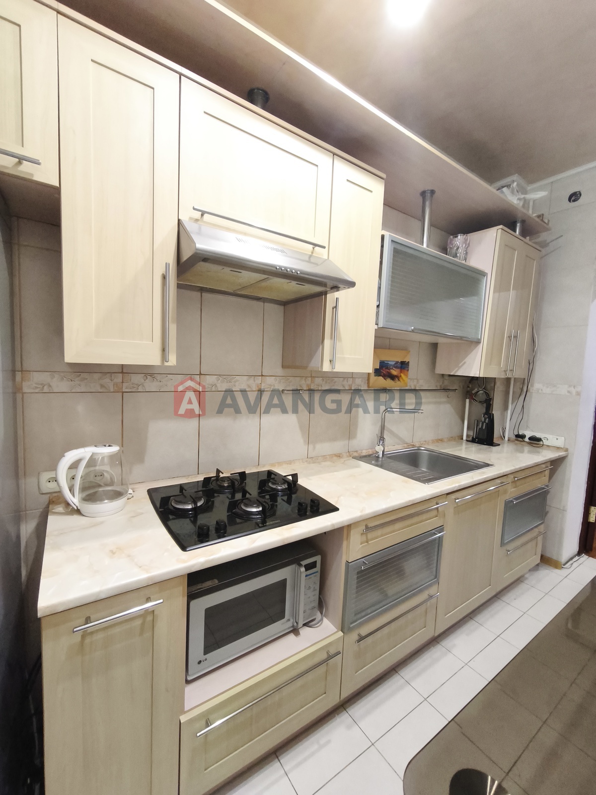 1 ��. ��������, 45/24/8 ��. �., 2/4 ������ ���� 8