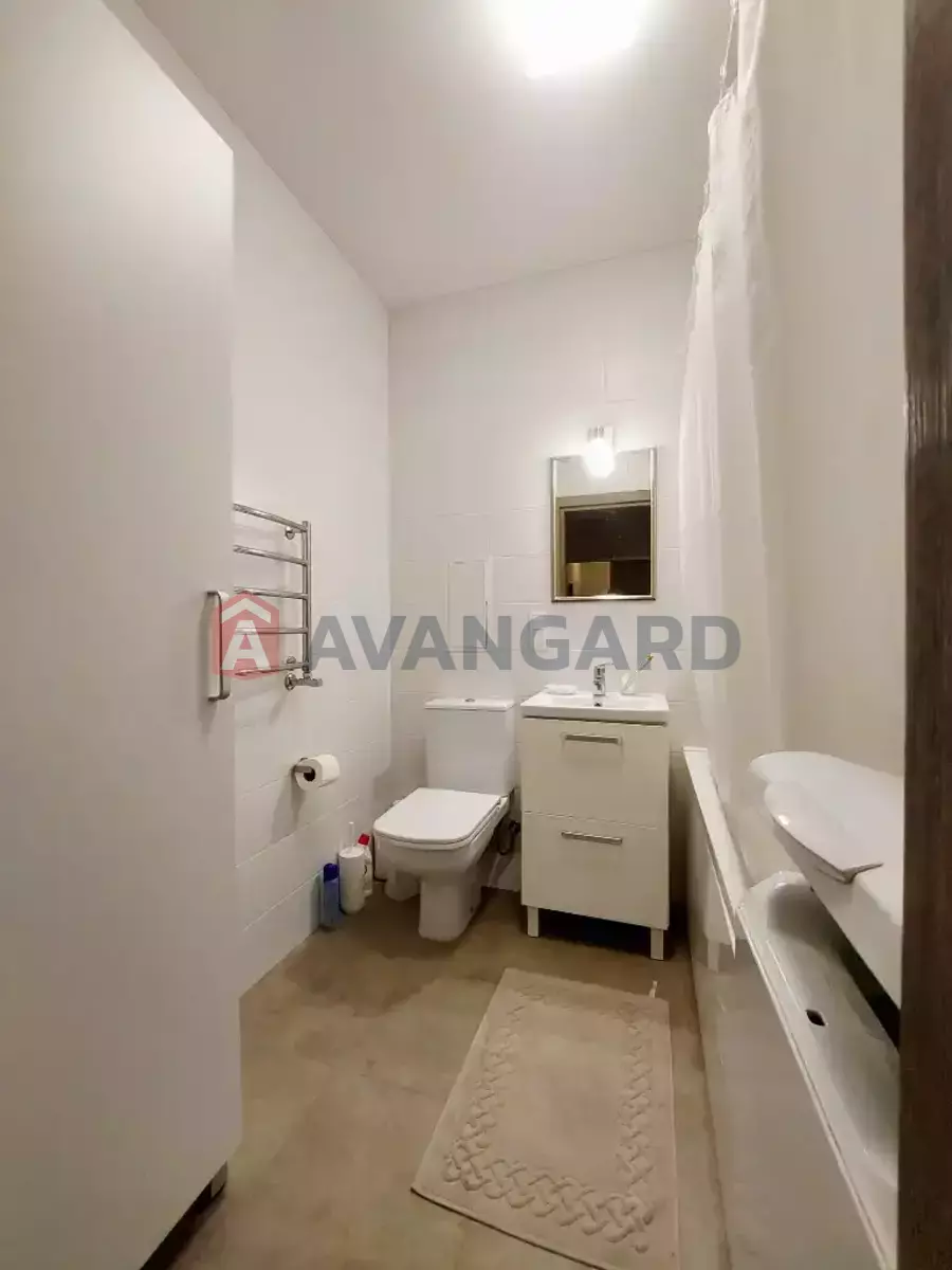 1 ��. ��������, 48/16/15 ��. �., 4/12 ������ ���� 8