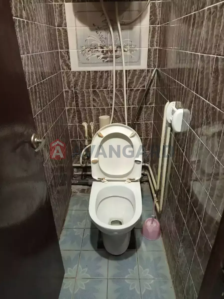 2 ����. ��������, 50/-/- ��. �., 8/9 ���� ���� 4