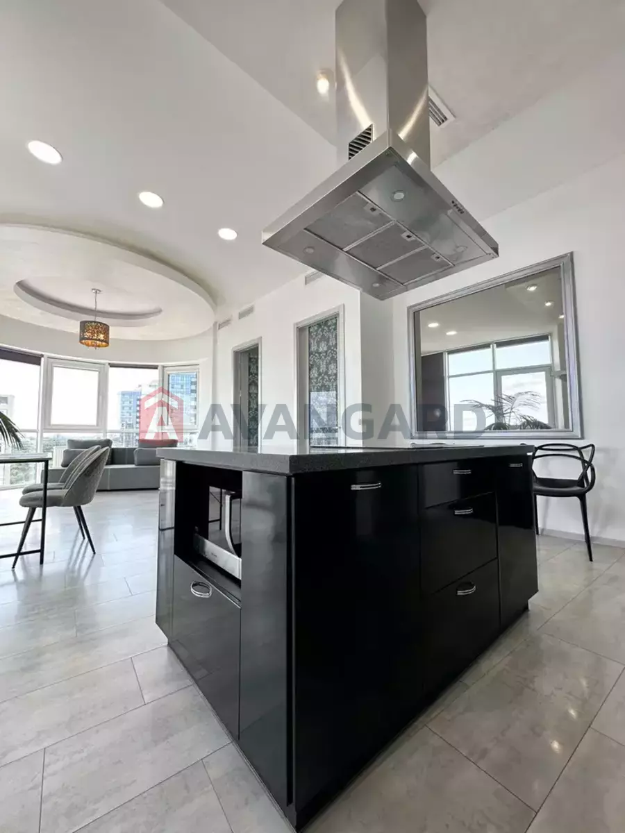 3 ��. ��������, 90/80/25 ��. �., 15/22 ������ ���� 7