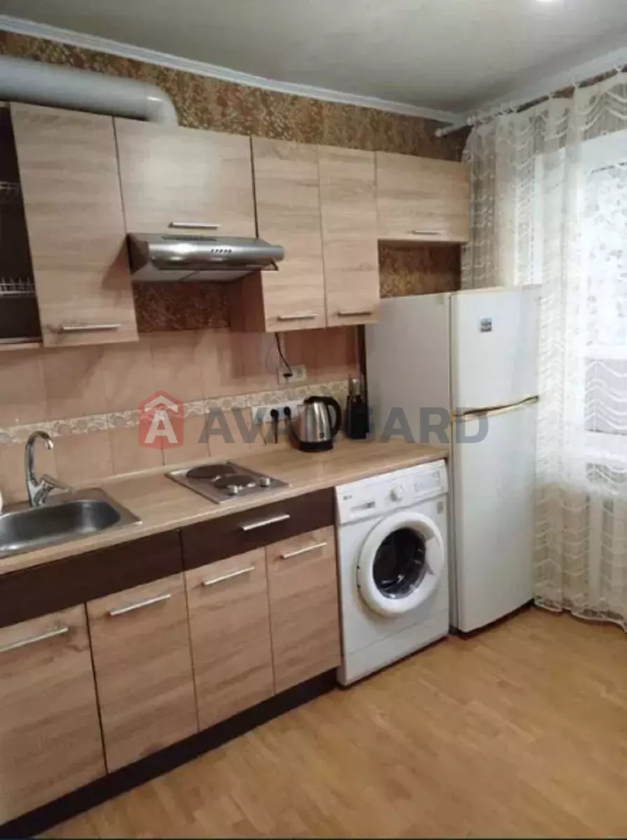 1 ��. ��������, 42/-/8 ��. �., 7/12 ������ ���� 2