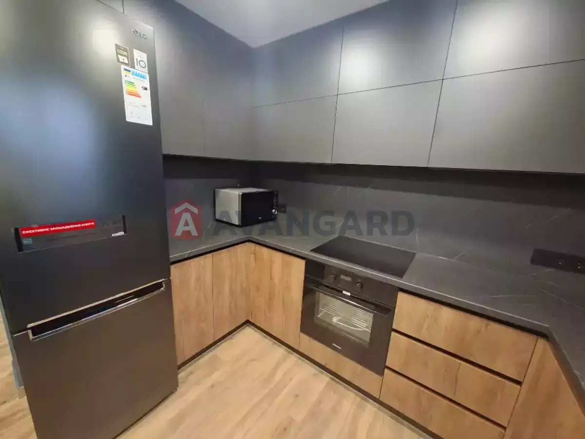 2 ��. ��������, 52/-/15 ��. �., 7/14 ������ ���� 3