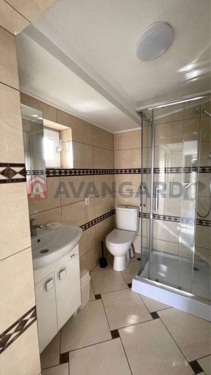 3 ����. ��������, 137/-/- ��. �., 1/3 ���� ���� 10