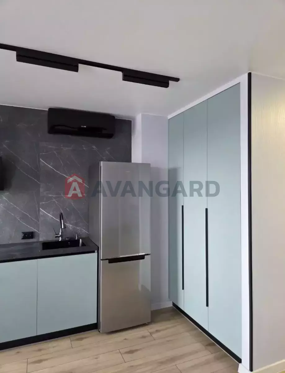 1 ����. ��������, 35/-/- ��. �., 9/10 ���� ���� 7