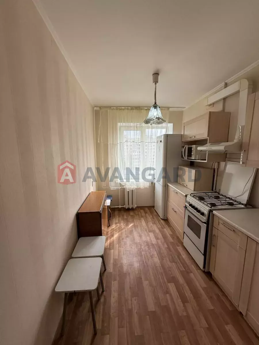 3 ��. ��������, 60/-/7 ��. �., 7/9 ������ ���� 15