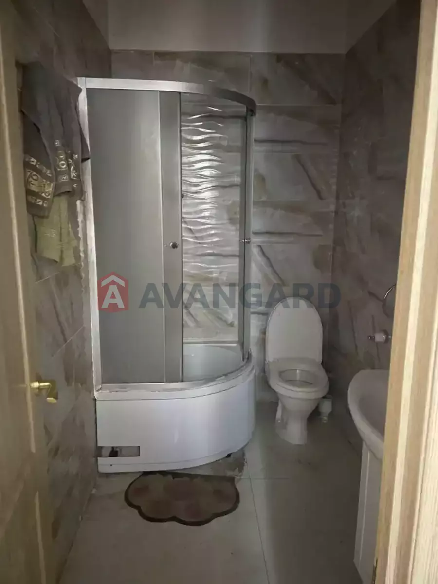 5 ��. ��������, 187/124/10 ��. �., 3/3 ������ ���� 7