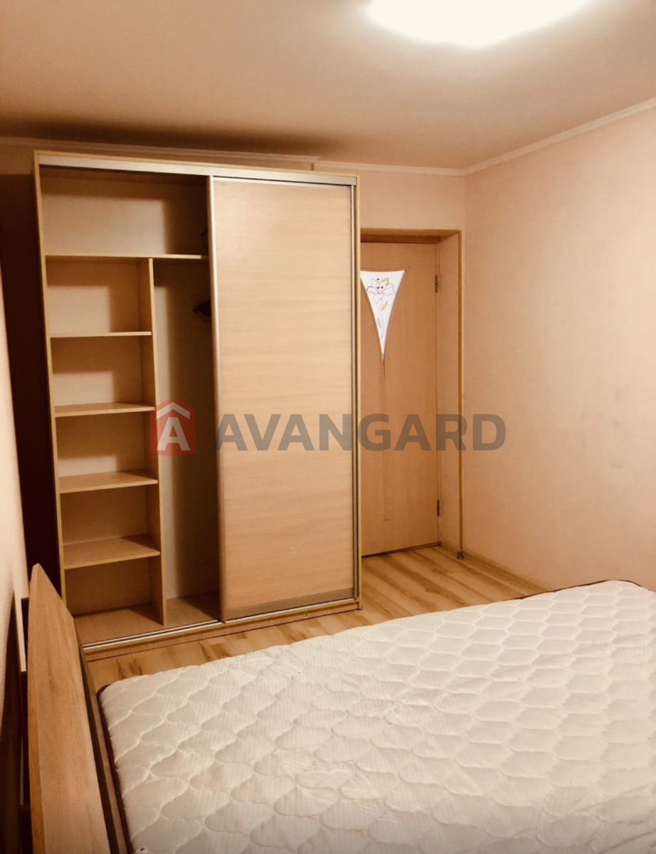 3 ��. ��������, 63/39/- ��. �., 9/9 ������ ���� 9