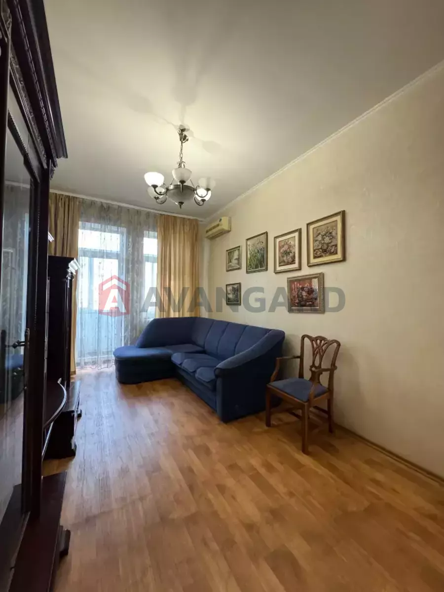 2 ����. ��������, 62/-/10 ��. �., 4/5 ���� ���� 13