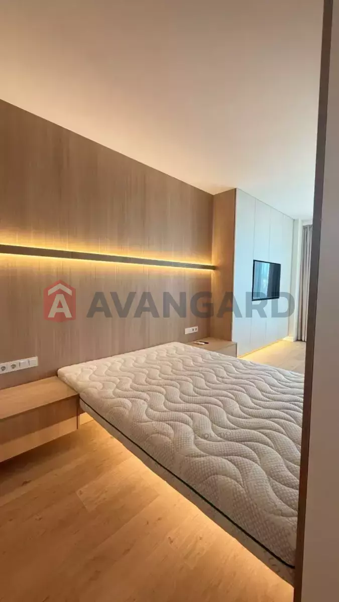 1 ����. ��������, 45/30/16 ��. �., 19/28 ���� ���� 6